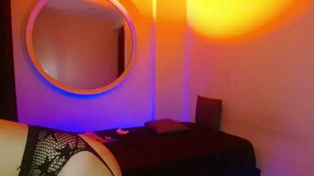 Obey_mee1: απευθείας συνομιλία ΧΧΧ