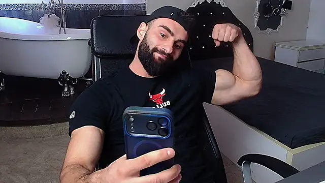 MicahLane's Live XXX Chat
