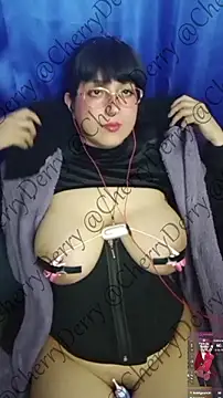 CherryDerry Chat XXX in diretta