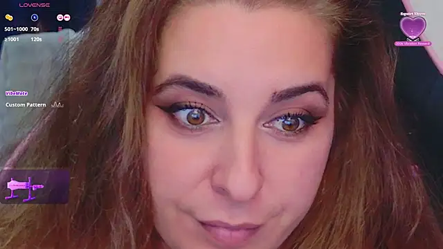Chat +18 de KarinaNoir ao vivo