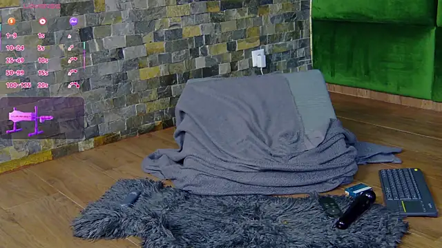 XXX chat uživo modela SelenSummer