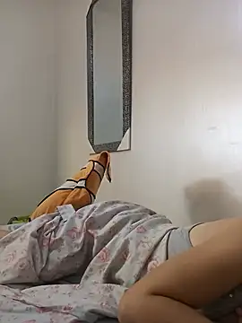 Sellena2 Adlı Modelin Canlı XXX Sohbeti
