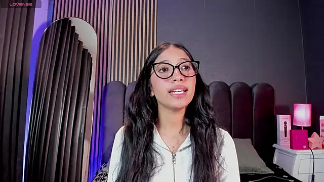 Chat +18 de Tyla_Ks ao vivo