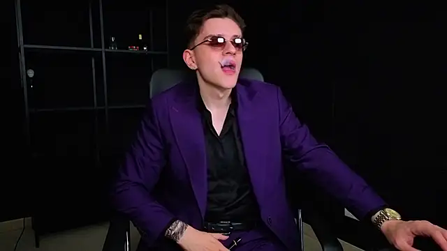 دردشة FelixStarkk الجنسية المباشرة