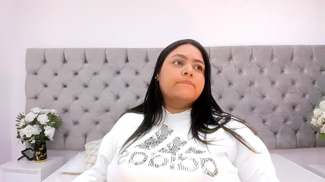 Živý XXX chat mayaacurvy