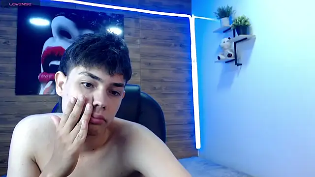 ivan_cooper Chat XXX live