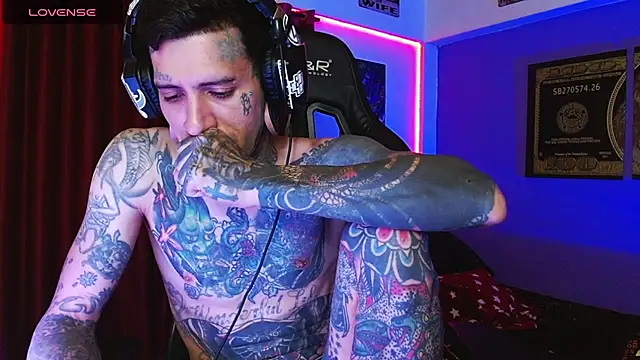 Chat XXX ao vivo de jhonny__ackerman