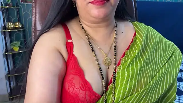 FlatVincy4's Live XXX Chat