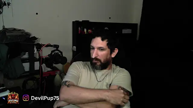 DevilPup75_ XXX чат на живо