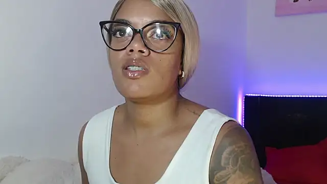 Chat XXX ao vivo de ladyrd1