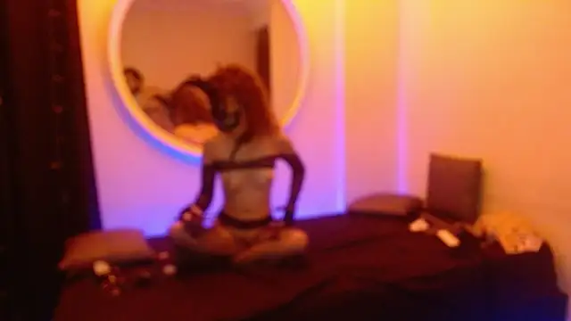 Czat XXX na żywo – Obey_mee1