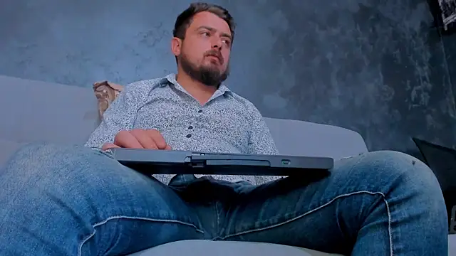 CLOUDYMARK Live XXX-chat