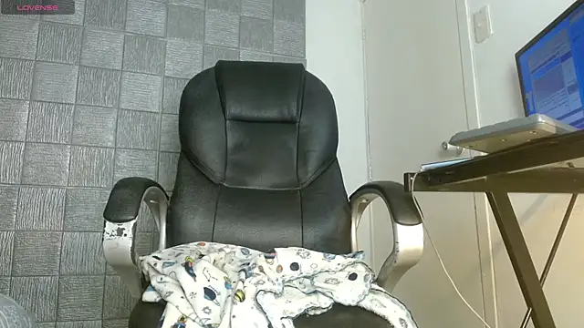 MykeCastle Chat XXX in diretta