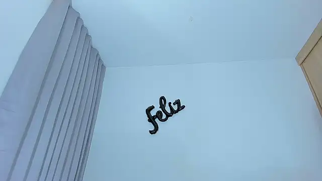 XXX chat uživo modela Austin_Bitch