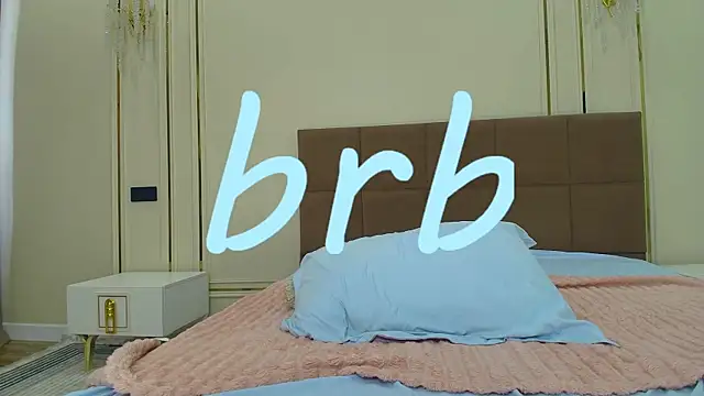 Chat +18 de lalisabrown ao vivo
