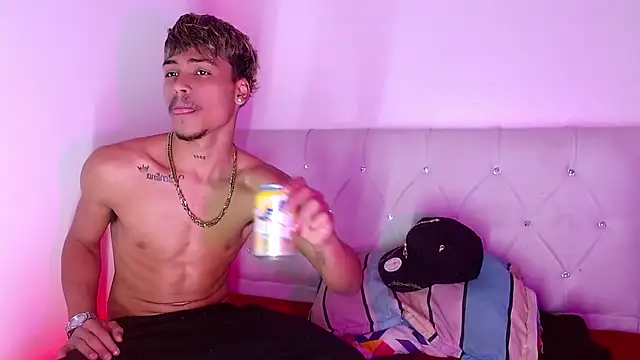 Chat +18 de Angel_foxc13 ao vivo