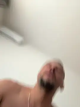 XXX chat uživo modela InsaneMattt