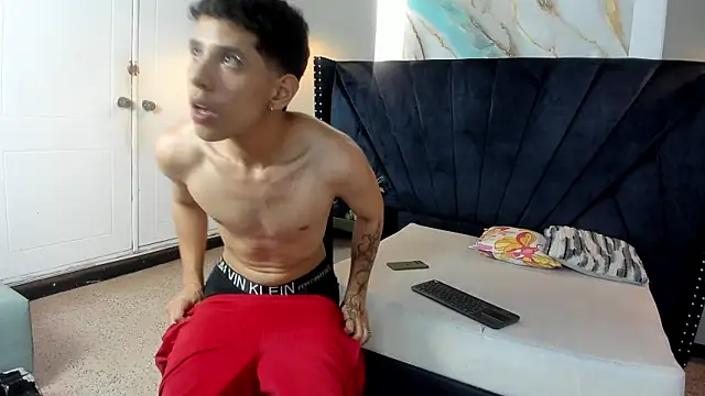 Chat XXX ao vivo de KaynSantos