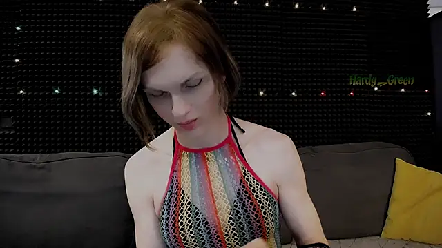 Hardy_Green Live XXX Chat