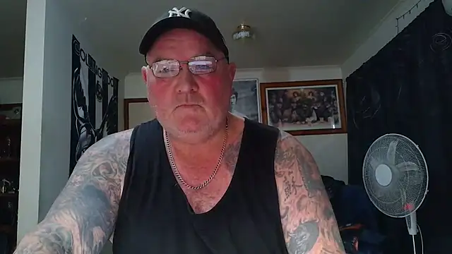 KINKYBLUEYES69 – webcam-show