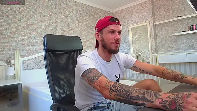 JonahShaw Live XXX-Chat