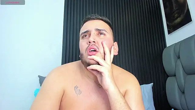 Tyler_Gaell – Naživo XXX chat