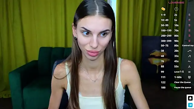 צ'אט XXX בשידור חי של GracefulDoll