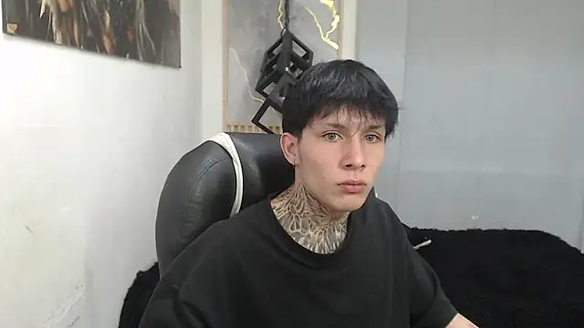 Cry_thereal Pertunjukan Webcam