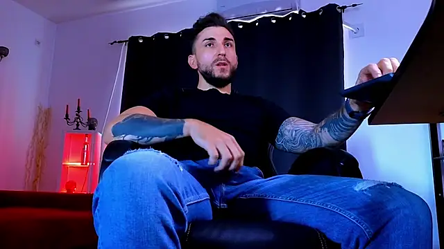 Chat XXX ao vivo de MightyAaron66