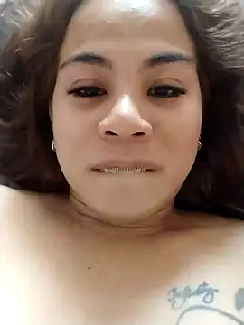 carla_69x Adlı Modelin Canlı XXX Sohbeti