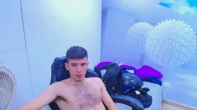DEIBY_BABY Adlı Modelin Canlı XXX Sohbeti