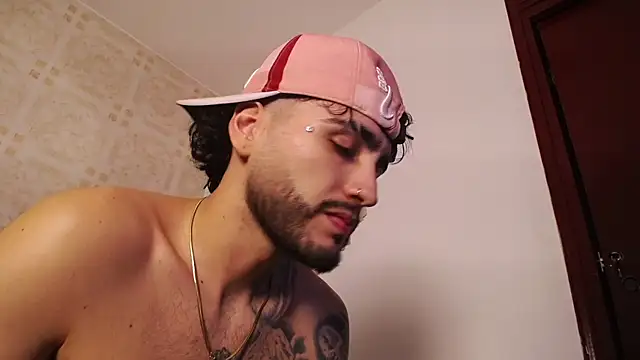 pablo_veelez élő XXX-chatje
