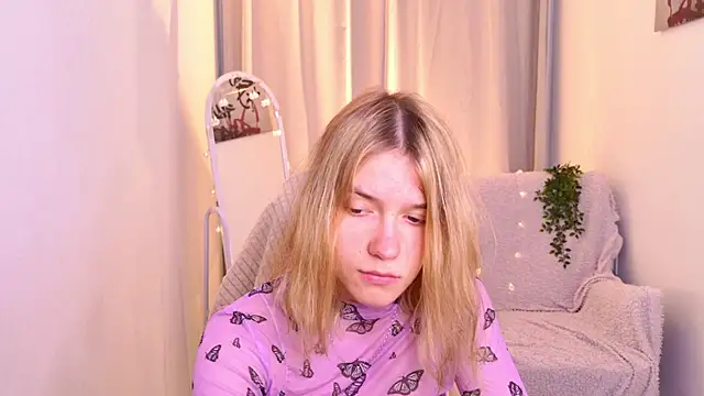 MilanaRayy Live XXX-chat