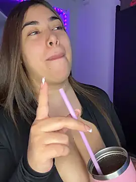 jazminslut 现场XXX聊天