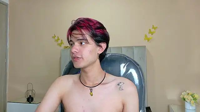 Derek_Sinn Chat XXX in diretta
