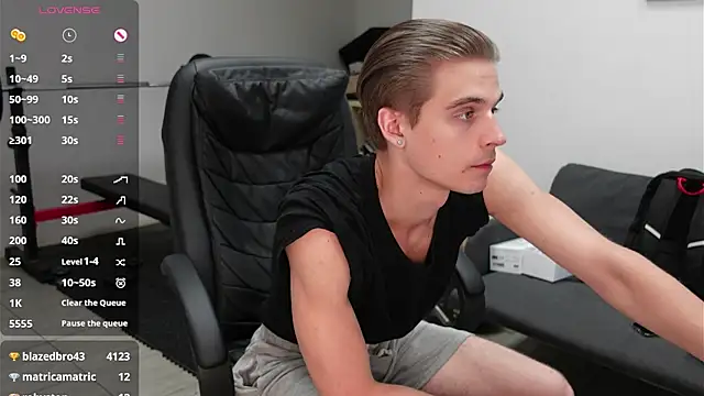 Show modela David_Heath na web-kameri