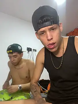 Chat XXX en directo de yoskingg