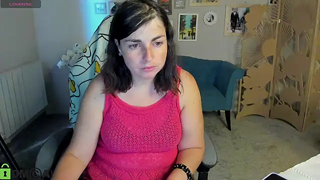 Chatroom XXX en direct de MartaEdams