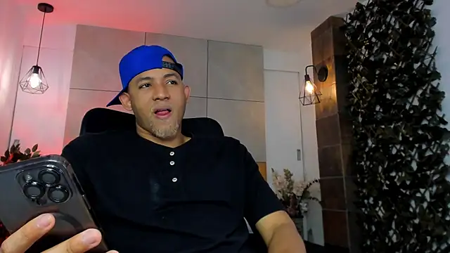 XXX chat uživo modela B_Wild