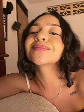 Chat XXX ao vivo de Evviiee_