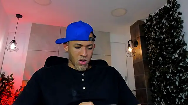 B_Wild Live XXX Chat