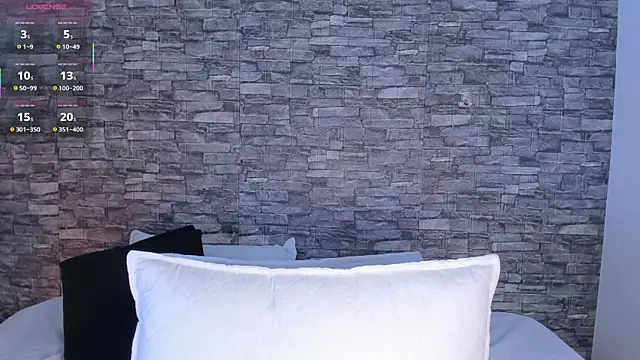 Živý XXX chat Miabrazt