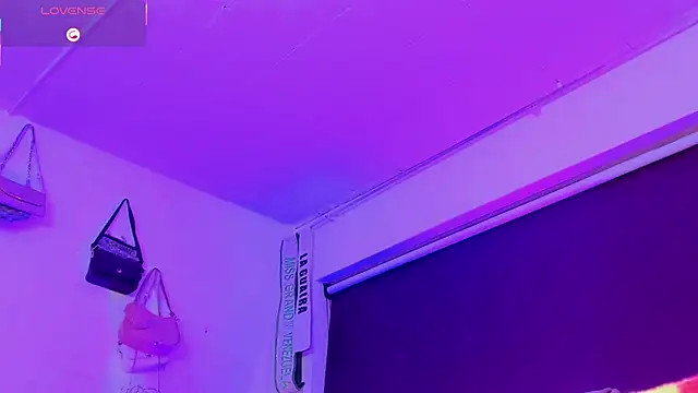 دردشة naomy__xx الجنسية المباشرة