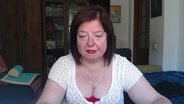 XXX chat uživo modela Violet_Pulse