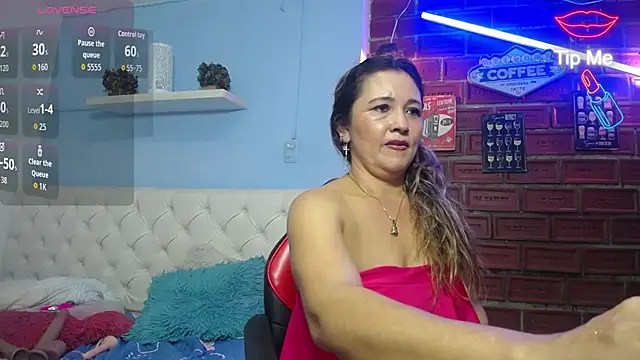 Chatroom XXX en direct de noelia_milf19