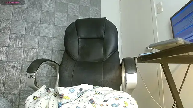 XXX chat uživo modela MykeCastle