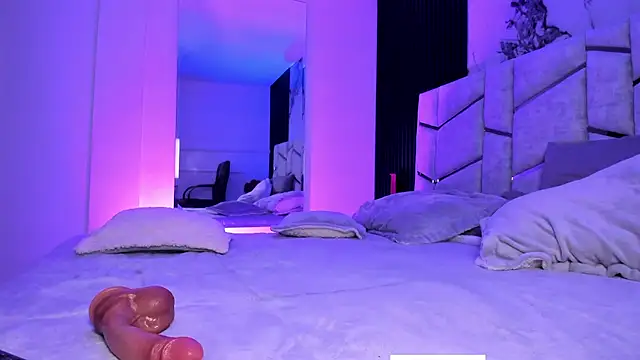 Alessiaspice Adlı Modelin Canlı XXX Sohbeti