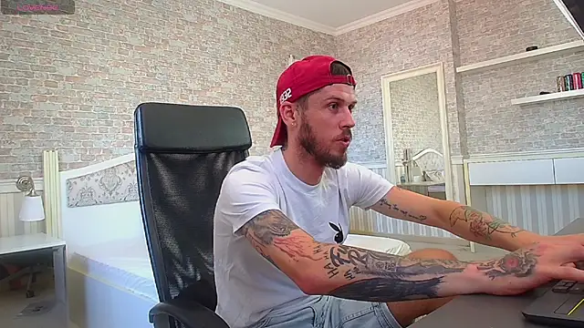 Chatroom XXX en direct de JonahShaw