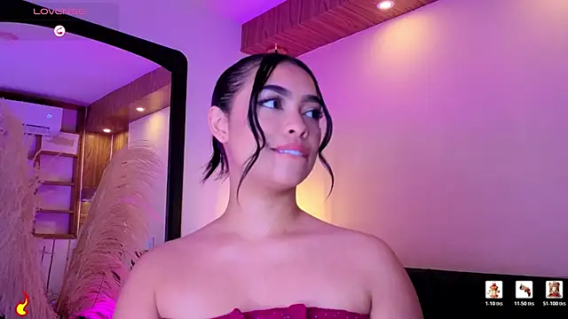 Chloe_monroee élő XXX-chatje