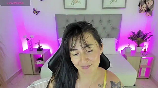 sahara1802 Live XXX-Chat